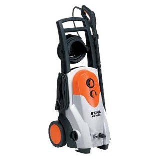 RE 142 PLUS Pressure Washer